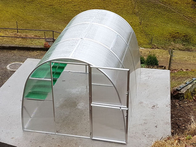 Gewächshausmontage vom Profi im Schwarzwald MeinGartenzauber.de