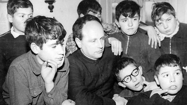 don Milani (1923-1967) e i ragazzi della scuola di Barbiana