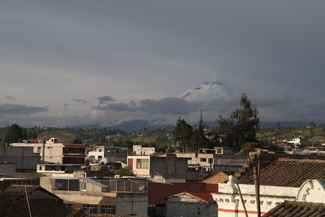 The famous volcano Cotopaxi is only 40km away and easy to see by clear days.