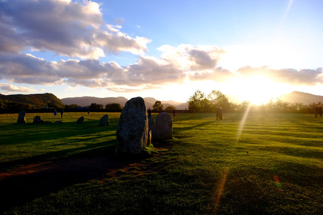 Castlerigg Steinkreis im Lake District bei Sonnenuntergang