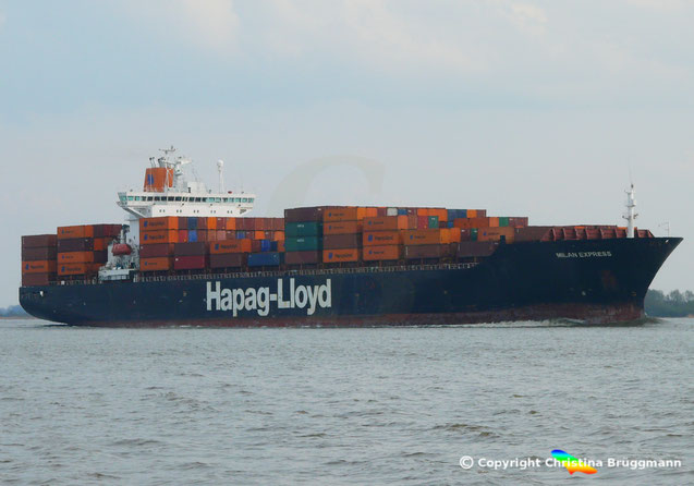 Hapag-Lloyd Containerschiff MILAN EXPRESS startet NBS Dienst
