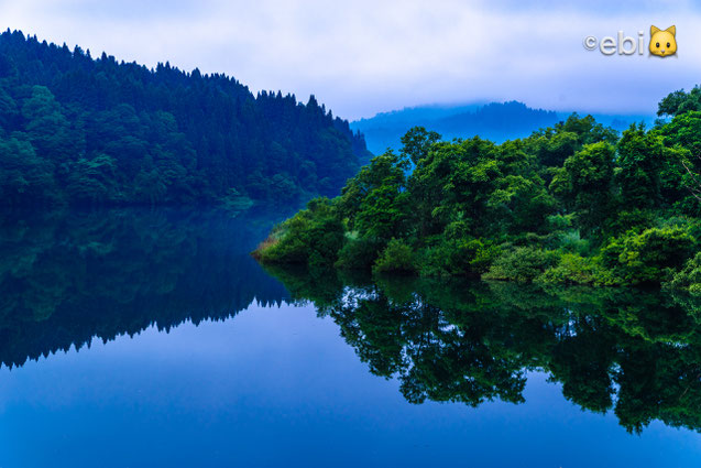 只見川