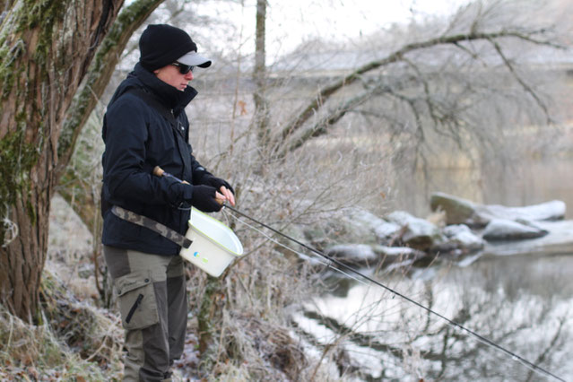 flyfishing for pike with streamers on sinking or intermediate line winter gjedde the tug is the drug