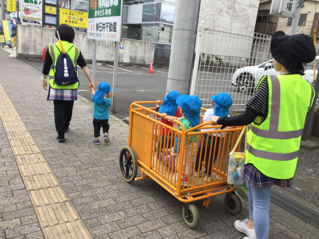 お散歩 芦山公園コース 北坂戸東口駅前保育園 お散歩 芦山公園コース 北坂戸東口駅前保育園