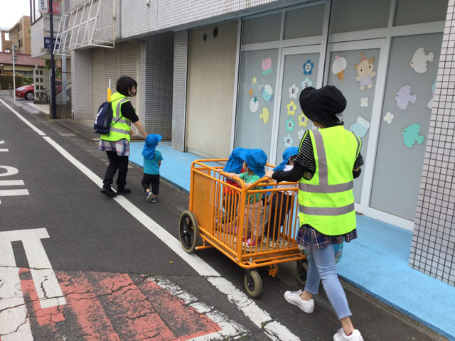 お散歩 芦山公園コース 北坂戸東口駅前保育園 お散歩 芦山公園コース 北坂戸東口駅前保育園
