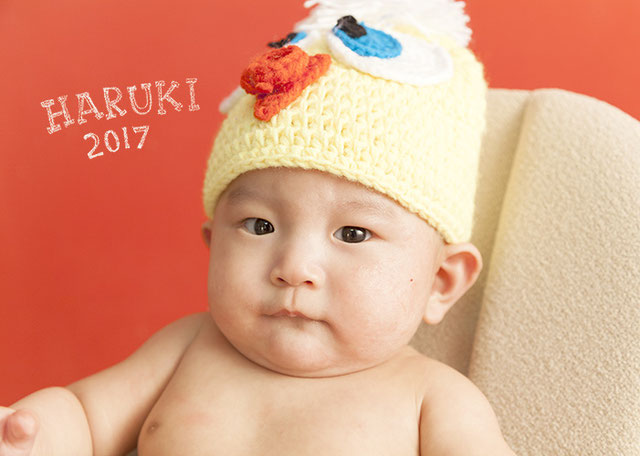 札幌市西区のフォトスタジオで百日記念撮影