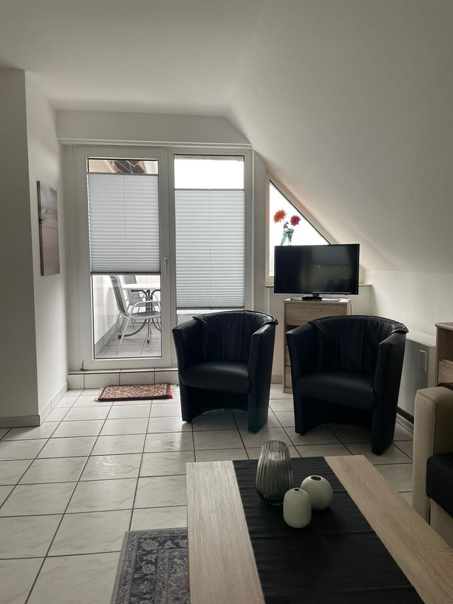 Wohn- / Esszimmer - www.Inselzeit-Borkum.de