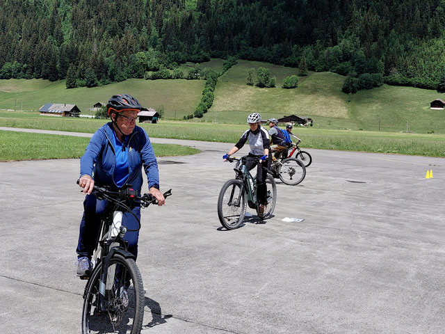E-Velo Fahrkurs erstmals in St.Stephan (Simmental) am 3. Juni 2026 - mit 30 Teilnehmenden.