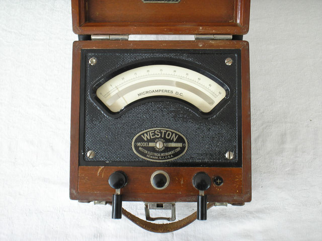 DC Mikroampere Meter von Weston Electrical Instrument Corp. Newark New Jersey - Fertigungsjahr ca. 1920