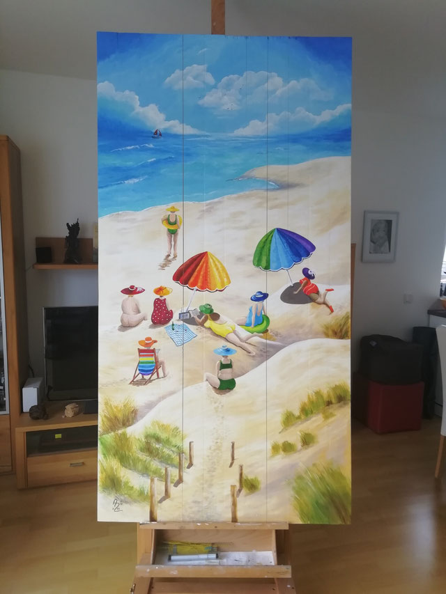 Holztür bemalt für ein kleines Gartenhaus, Vorgabe: Naive Malerei einer Strandszene mit Frauen und Regenbogenfarben 🌈, 200 x 104 cm  Acryl