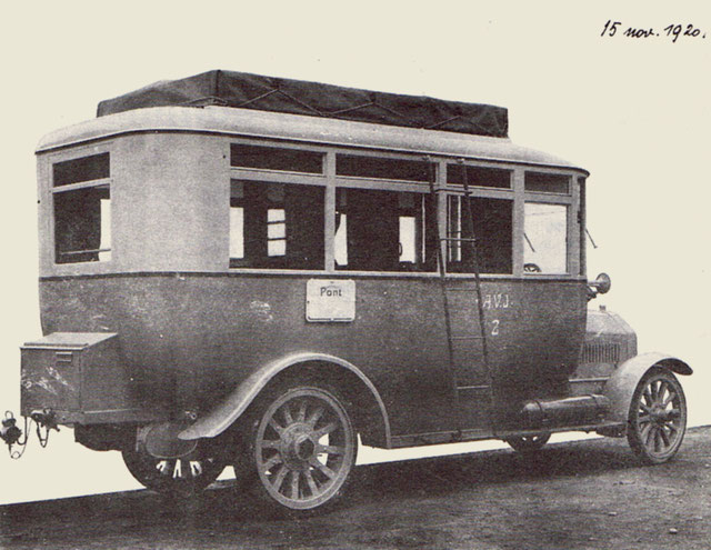 Le premier bus de l’AVJ