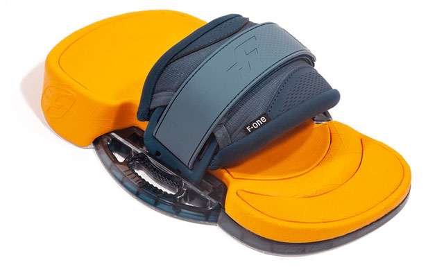 F-One Platinium 3 Bindings 2021 Mango bei WindSucht im SALE