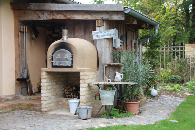 Ideen zur Gestaltung von deinem Holzbackofen im Garten - .stove