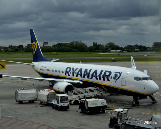 Lot-reisgoesting-gastblog-sustainableshopping-ryanair