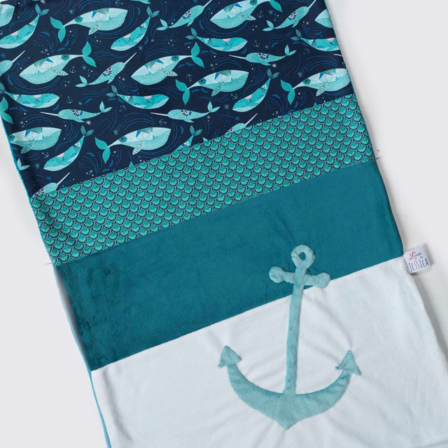 Couverture bébé poussette mer ancre marine baleine narval bleu pétrole faite main l'Arche de Jessica