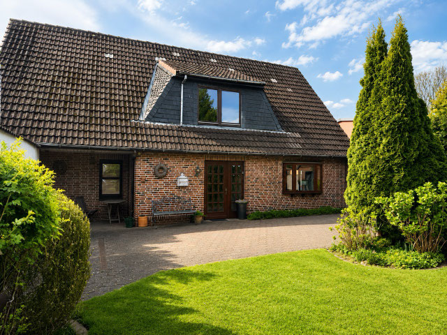 Einfamilienhaus in Lohe-Rickelshof/Dithmarschen durch Diedrich & Diedrich zu verkaufen.