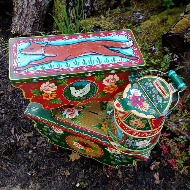 British and World folk art by Decorative Artist