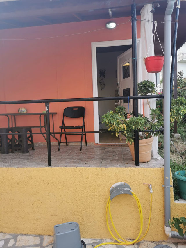 Eine Überdachte Veranda im Hauseingang