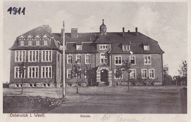 Der Neubau der Osterwicker Schule im Jahr 1911