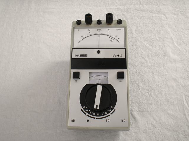 Schleifendraht Messbrücke Modell Pontavi Wh 2 nach Wheatstone von Hartmann & Braun - Frankfurt a/M.  Fertigungsjahr 1972