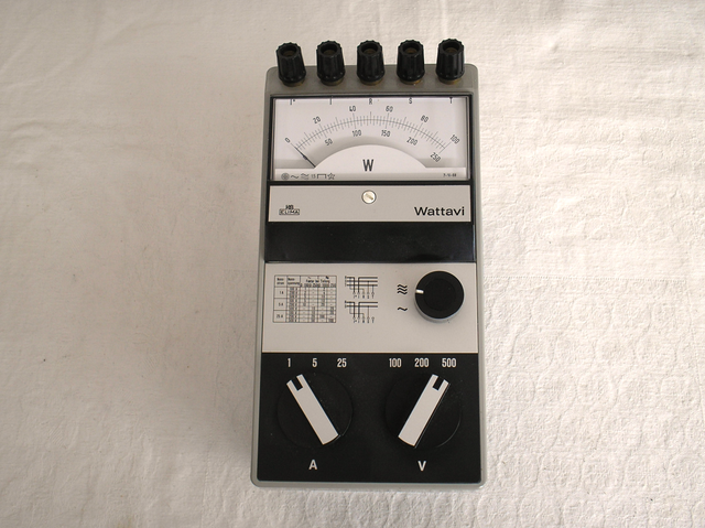 Leistungsmesser von Hartmann & Braun Typ. Wattavi - Fertigungsjahr 1968 - für Wechsel, Drehstrom und Gleichstrom.