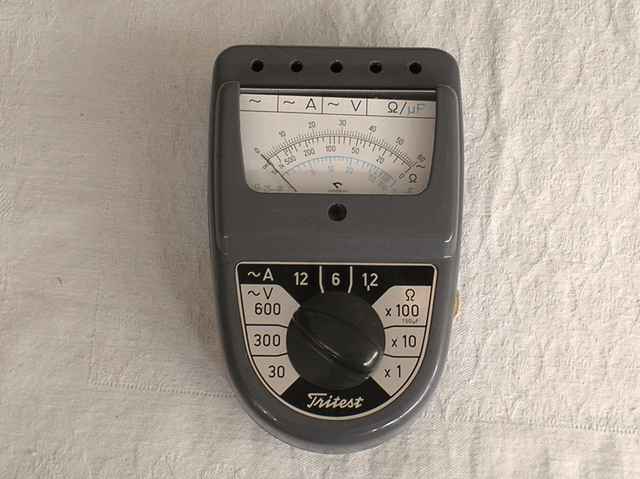 Multimeter Fa. Gossen Modell Tritest - Fertigungsjahr ca. 19723 nur für Wechselstrom.