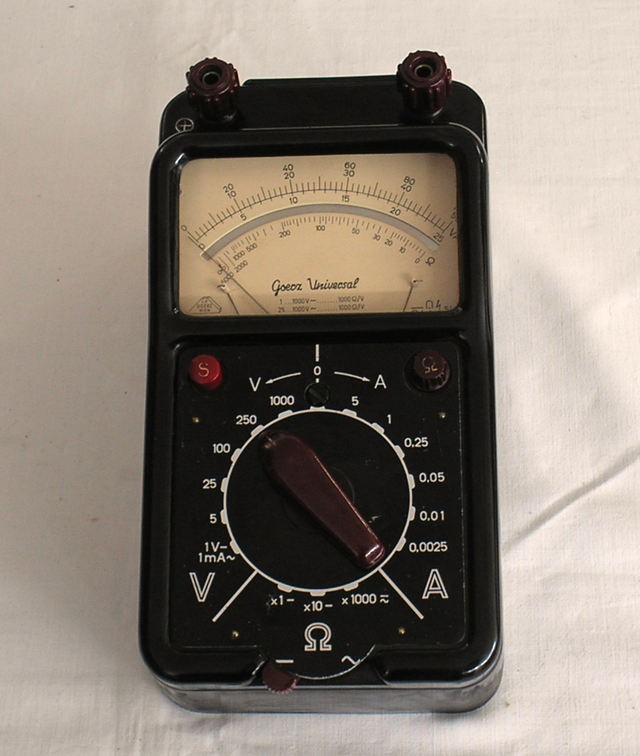 Multimeter Modell Universal der Fa. C. P. Goerz - Wien - Fertigungsjahr 1953