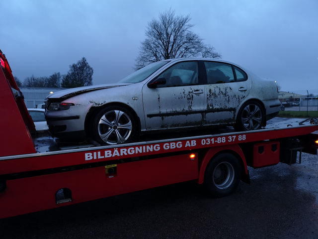 Skrota bilen Mölndal med ersättning och hämtning