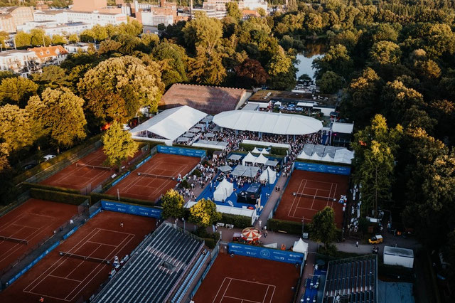 Kinder des 1. TC Magdeburg beim Tennisturnier Talentinos Team Challenge U8 und U9 beim TC Sandanger