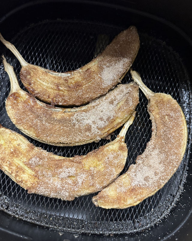 Gebackene Banane mit Zimtzucker. Aus dem Airfryer. - mix dich glücklich ...