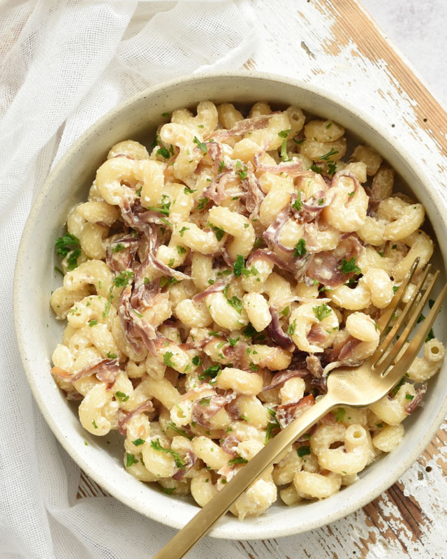Pasta mit karamellisierten Zwiebeln. Mmmhh.....!!! - mix dich glücklich ...