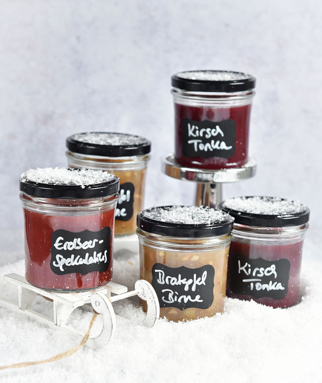 Weihnachtliche Marmelade. BratapfelBirne, ErdbeerSpekulatius, Kirsche