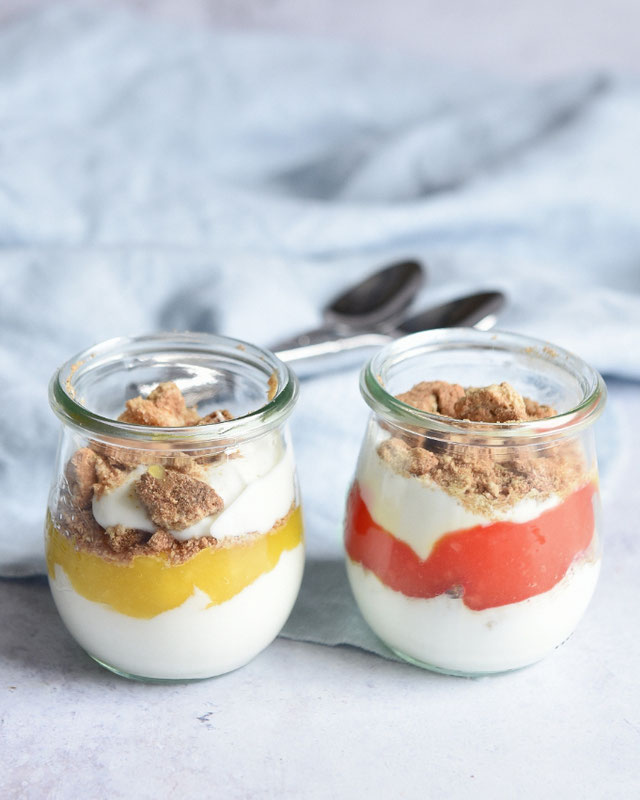 Leichtes Crunch Dessert. Mit Mango oder Erdbeer. - mix dich glücklich ...