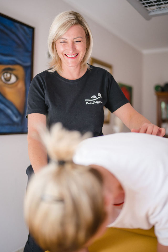 Rückenschulung - Praxis für Osteopathie und Physiotherapie Waltrop Karin Brüggemann