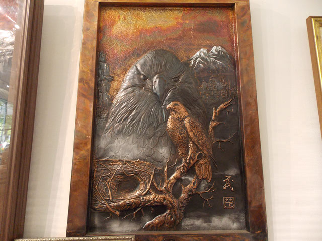 群馬作家展は5月12日から17日午後3時まで、高崎シティギャラリー、群馬県作家協会作家作品竹本京 作轆轤・漆作家 飯出袈裟市人形作家 竹本京 作品シッピ漆皮(革),石仏彫刻 倉田辰彦江戸小紋作家 田中正子陶芸 伊藤久米夫高田年三 作竹工芸 青木岳男山葡萄 毒島吉一 作品銅板工芸作家 須藤茂 作品竹本京 作飯出袈裟市 作伊藤久米夫 作青木岳男 作田中正子 作毒島吉一 作飯出袈裟市 作竹本京 作