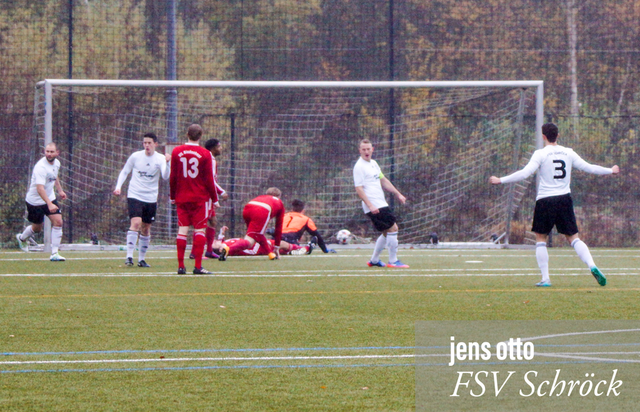 Dominik Pfeil trifft in der fünften Minute und bringt unseren FSV mit 1:0 in Führung