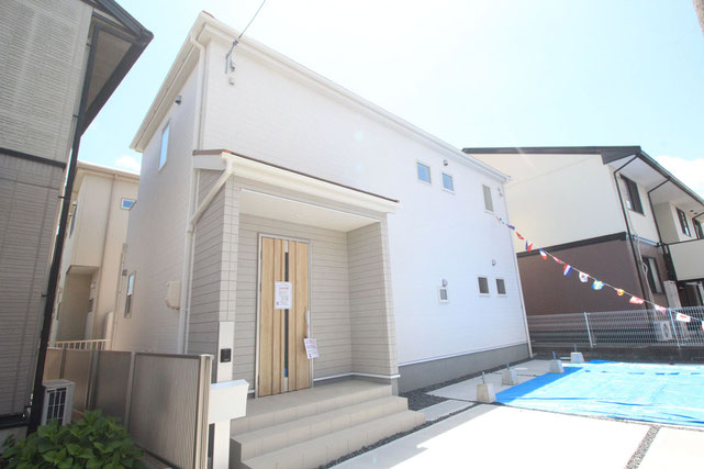 倉敷市西富井の新築 一戸建て 分譲住宅の外観写真
