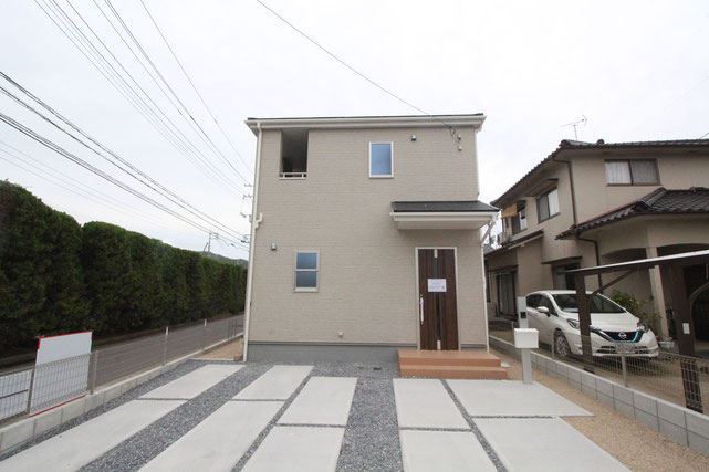 岡山市東区南古都の新築 一戸建て 分譲住宅の外観写真