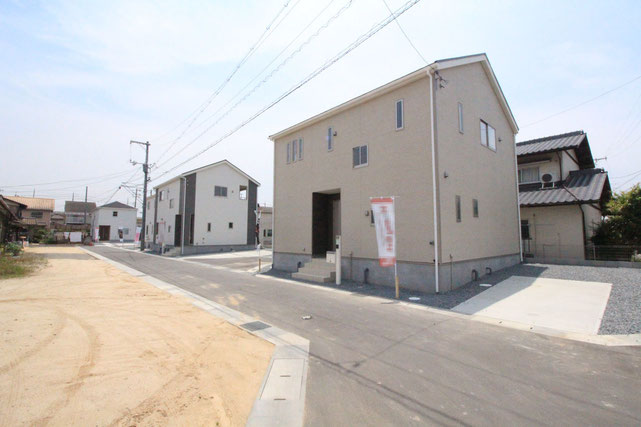 岡山県倉敷市船穂町船穂の新築 一戸建て 分譲住宅の外観写真