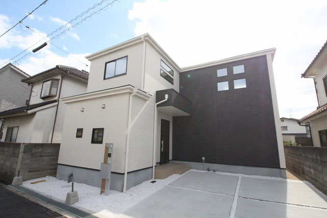 岡山市中区平井の新築 一戸建て 分譲住宅の外観写真