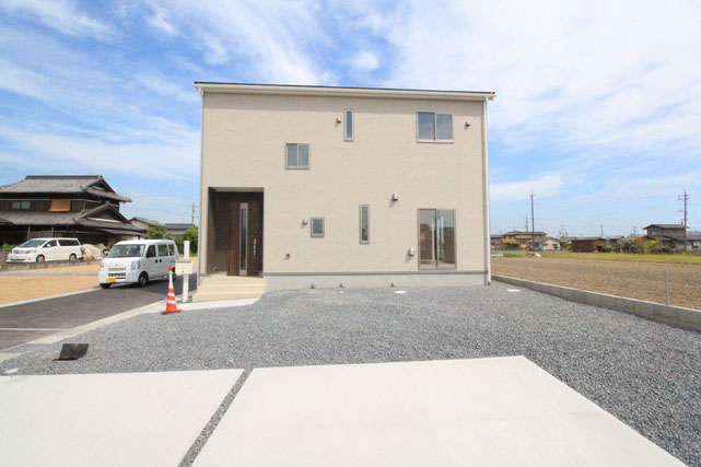 岡山県倉敷市連島町鶴新田の新築 一戸建て 分譲住宅の外観写真