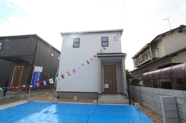 倉敷市連島町鶴新田の新築 一戸建て 分譲住宅の外観写真