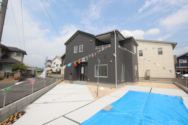 岡山県倉敷市西阿知町の新築 一戸建て 分譲住宅の外観写真
