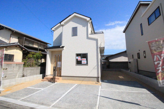 岡山県岡山市東区西大寺中野の新築 一戸建て 分譲住宅の外観写真