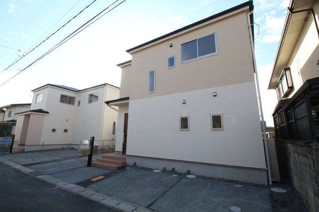 岡山県岡山市中区雄町の新築 一戸建て 分譲住宅の外観写真