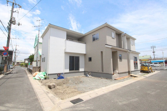 岡山市南区並木町2丁目の新築 一戸建て 分譲住宅の外観写真