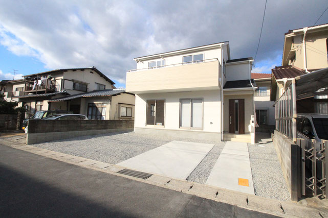 岡山県岡山市中区乙多見の新築 一戸建て 分譲住宅の外観写真