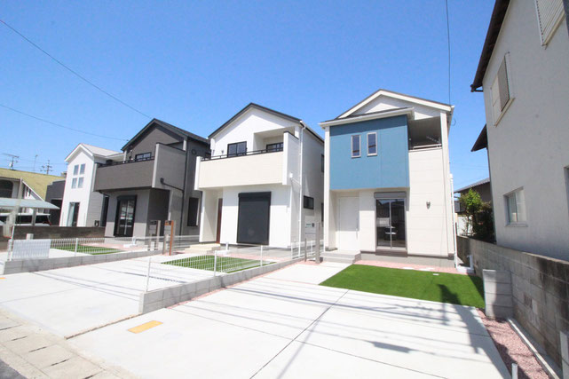 岡山市中区兼基の新築 一戸建て 分譲住宅の外観写真