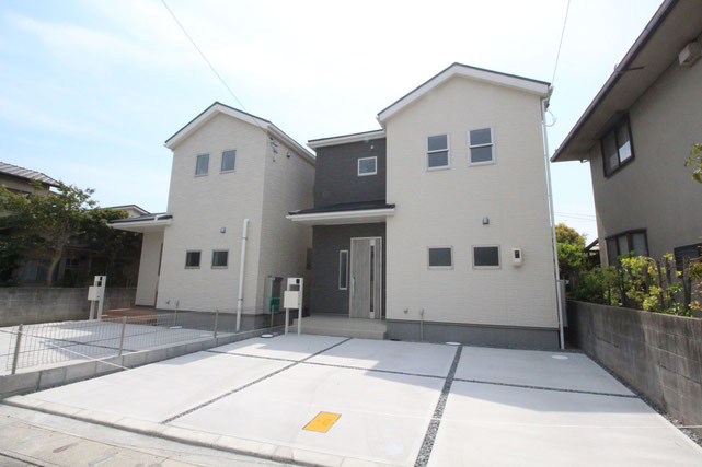 岡山県岡山市南区あけぼの町の新築 一戸建て 分譲住宅の外観写真
