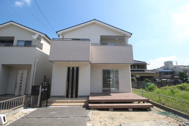 岡山市北区高松原古才の中古住宅の外観写真